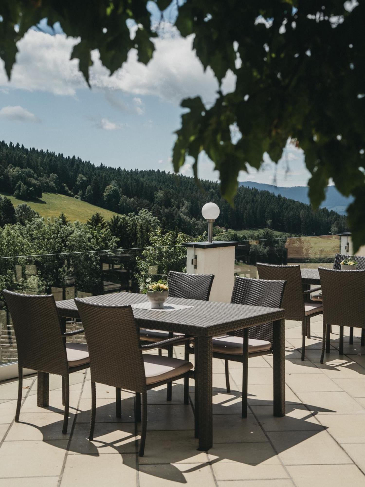 Hotel Muhr Pöllauberg Extérieur photo