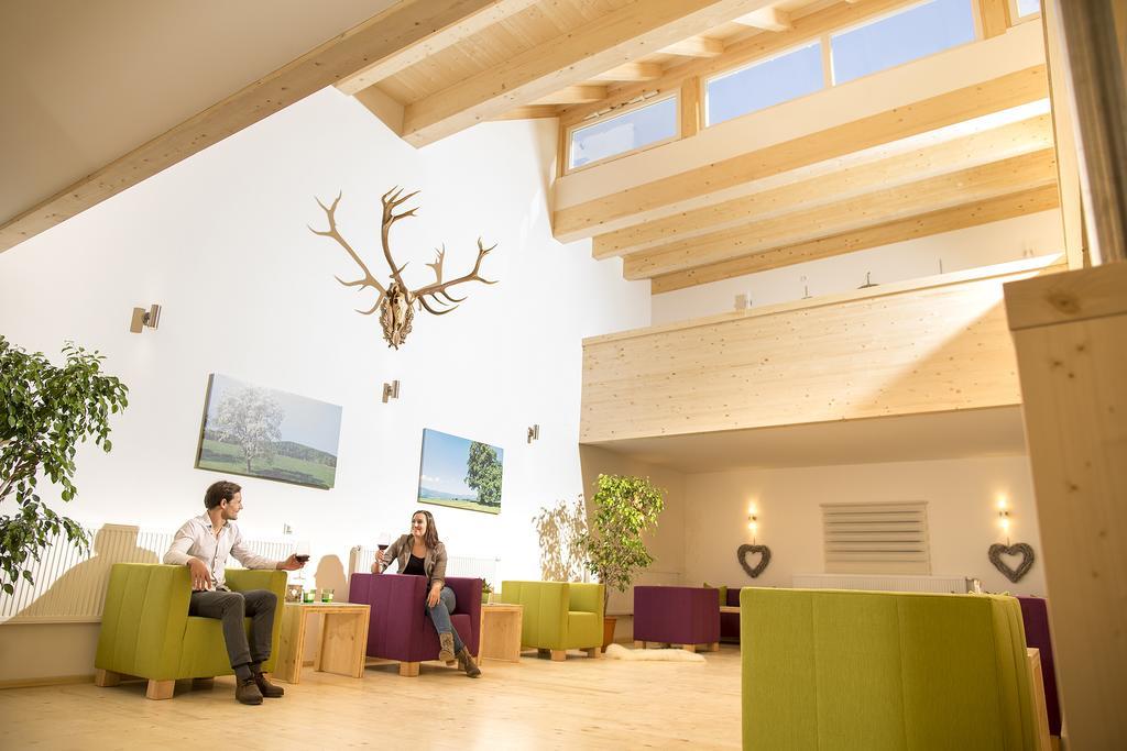 Hotel Muhr Pöllauberg Extérieur photo